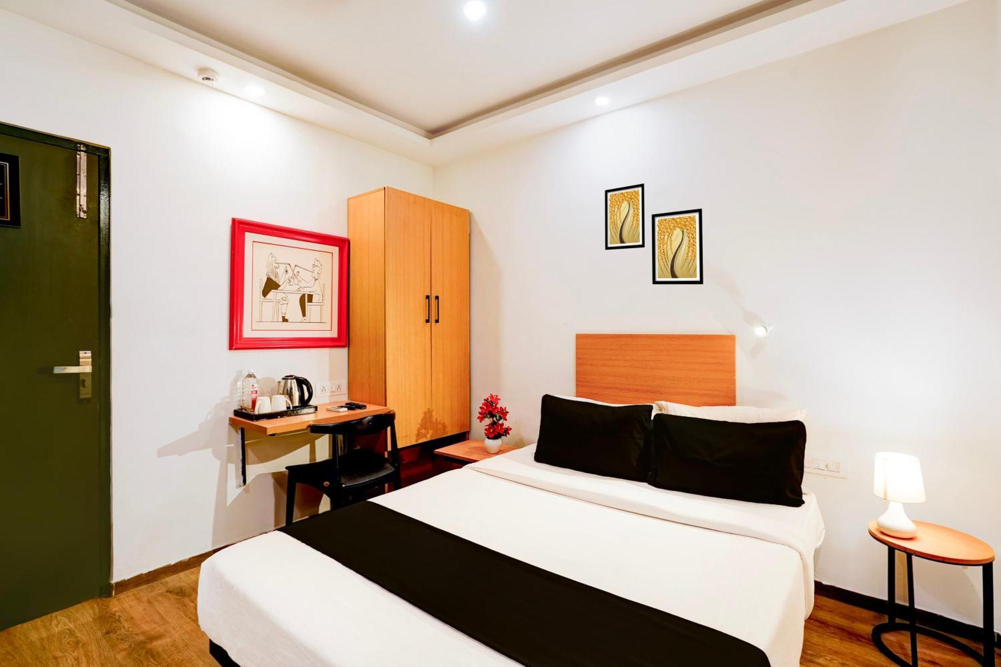 Super Townhouse Jayanagar Hotel Bangalore Luaran gambar
