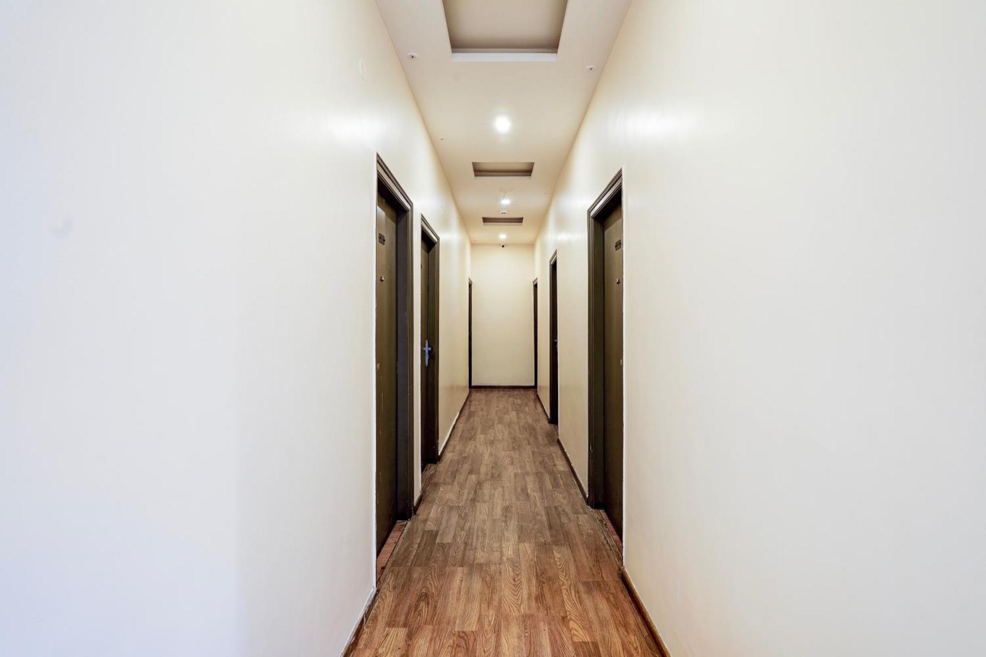 Super Townhouse Jayanagar Hotel Bangalore Luaran gambar
