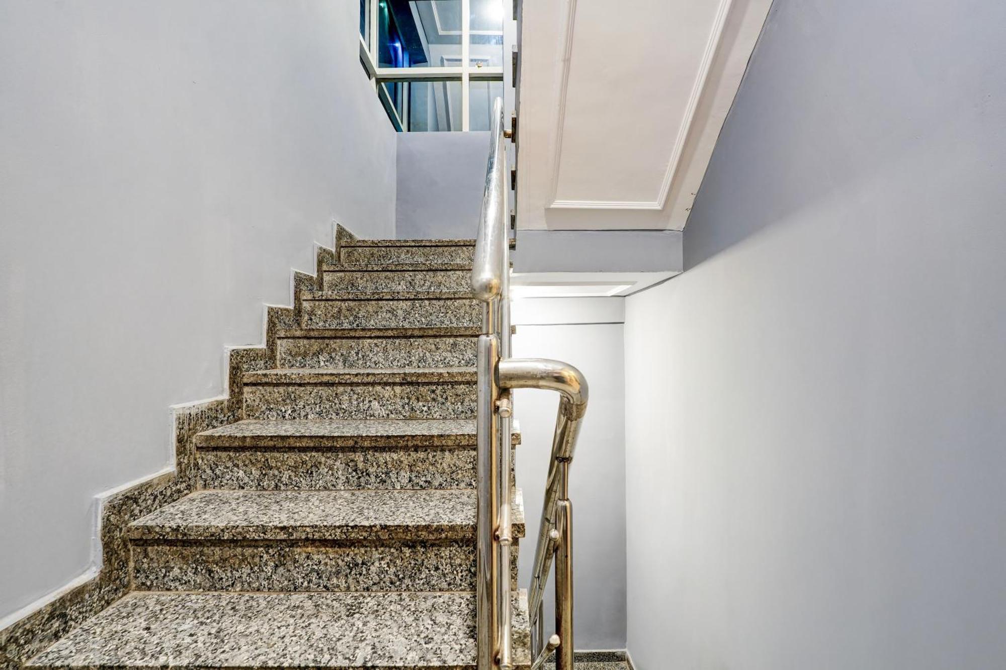 Super Townhouse Jayanagar Hotel Bangalore Luaran gambar